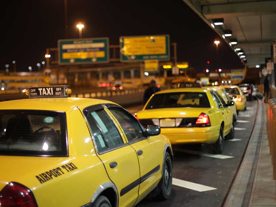 Taxis lining up