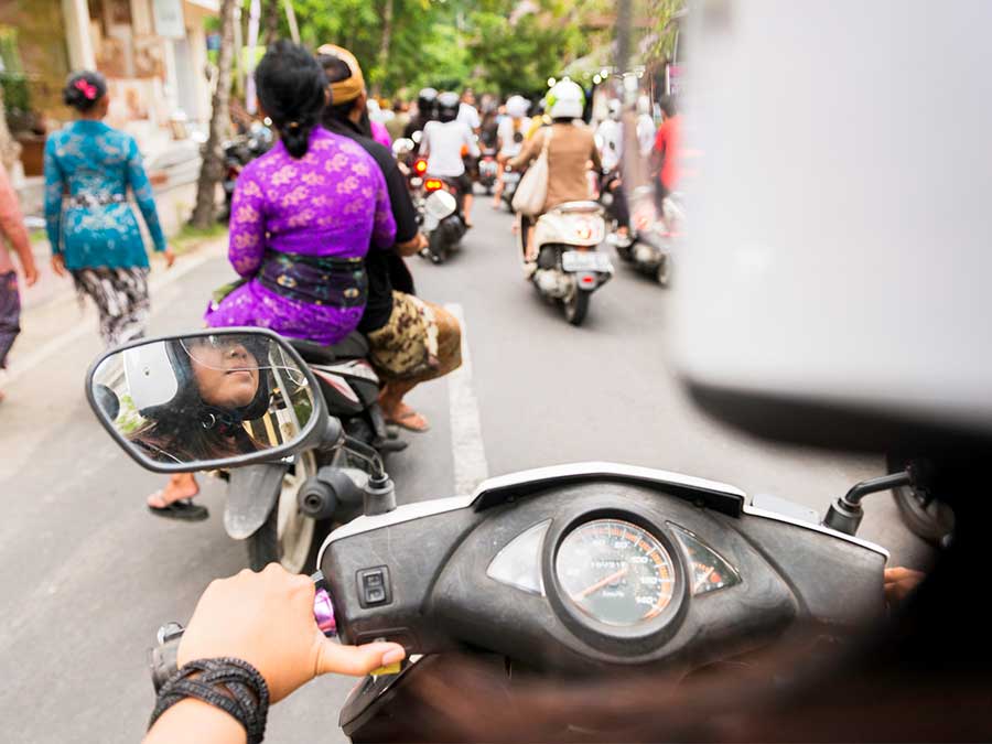 Motorcyle-riding in Bali